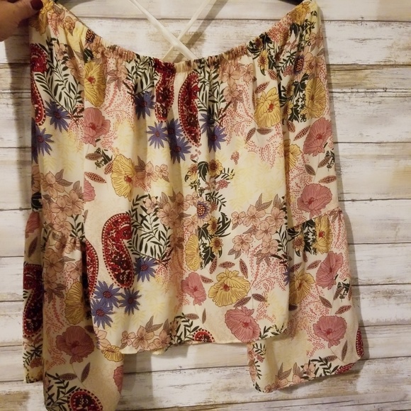 Love Fire Bell Sleeve Blouse MRSP $48.00 - Picture 3 of 7